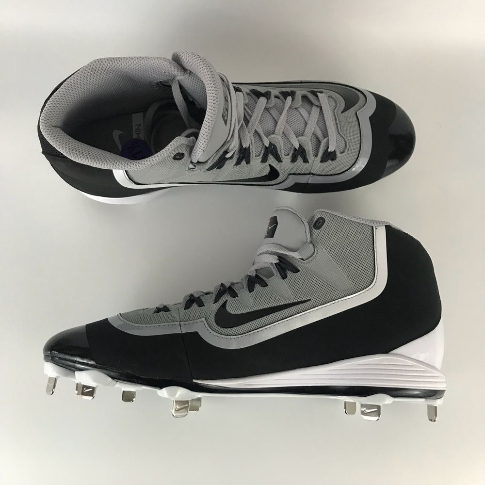 New Nike hurache baseball mid metal cleats sz 11.5